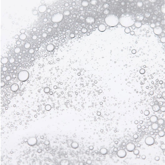 ALO Facial Enzyme Cleanser + Luminizing Moisturizer Duo - Picture 4 of 8